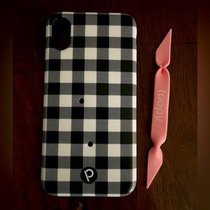 iPhone X/10 Black/White Checked Loopy Case